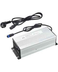 10A hurtiglader til Spirit Plus og Evo elektrisk påhengsmotor